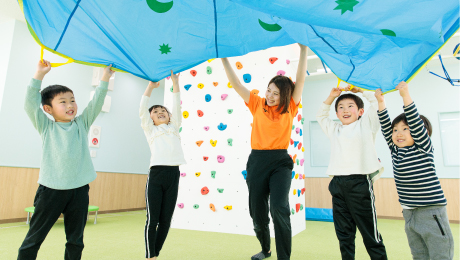 児童発達支援管理責任者またはサービス管理責任者の要件を満たす方